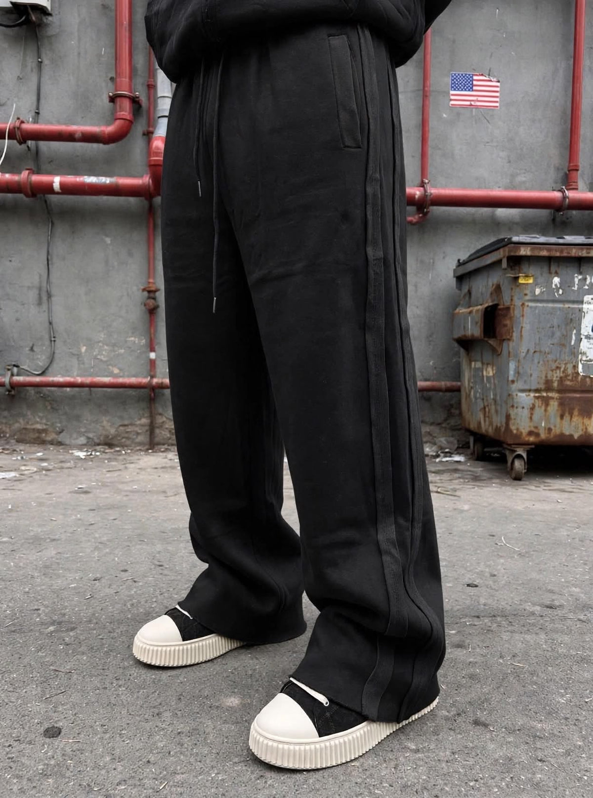 TRACKSUIT RIOT NERA