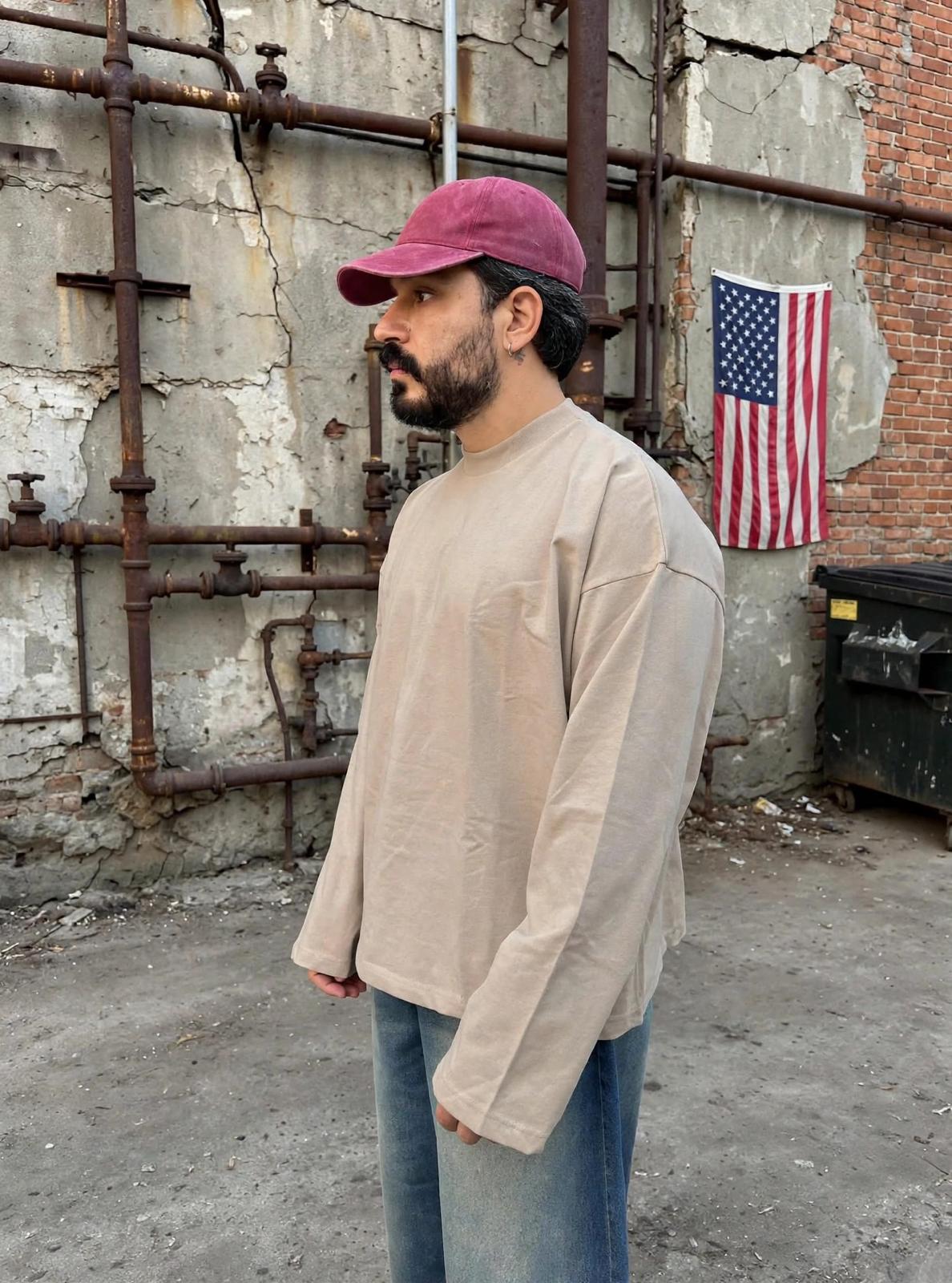 LONGSLEEVE BEIGE