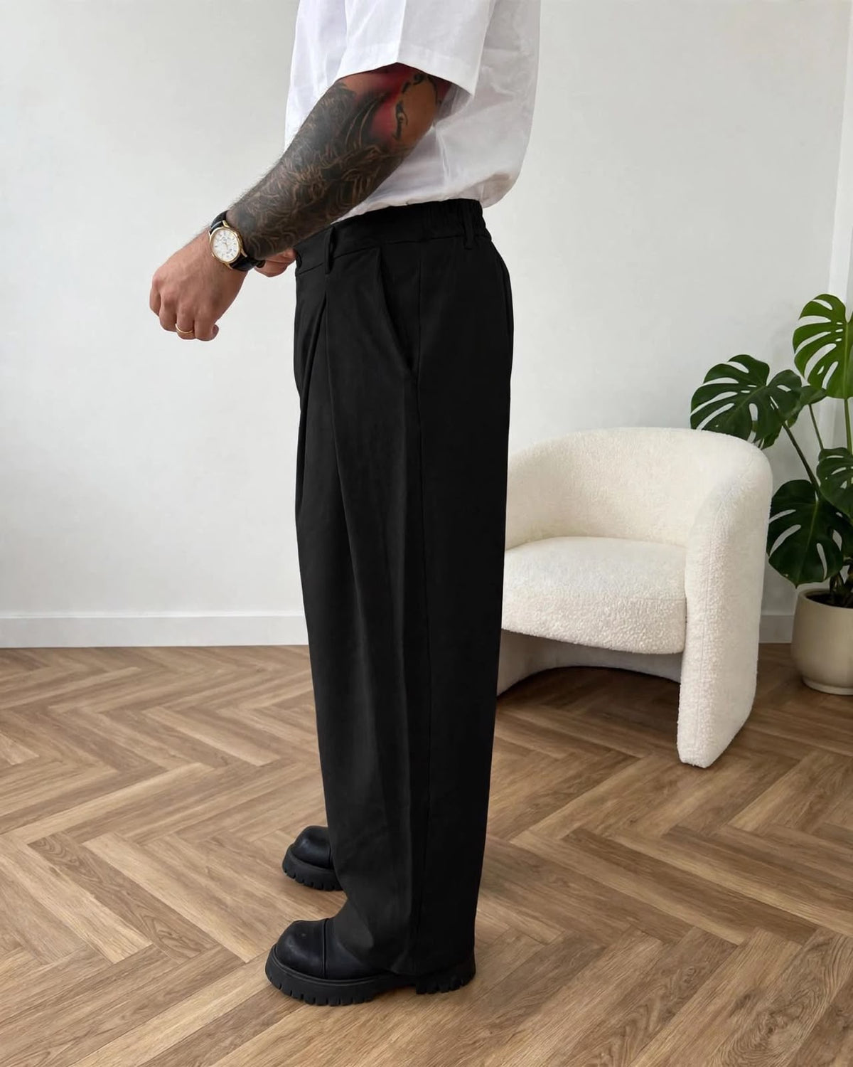 PANTALONE CON PINCES NERO