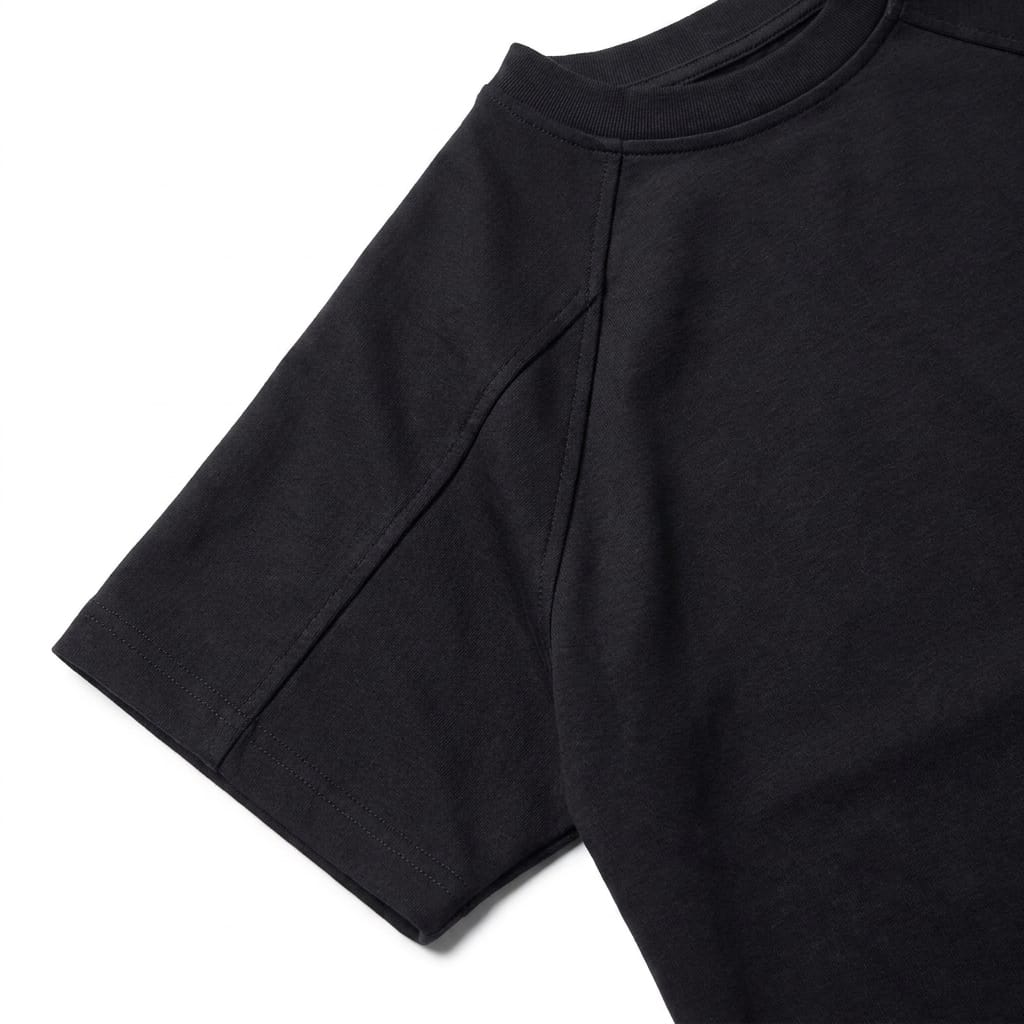 T-SHIRT OVER NERA