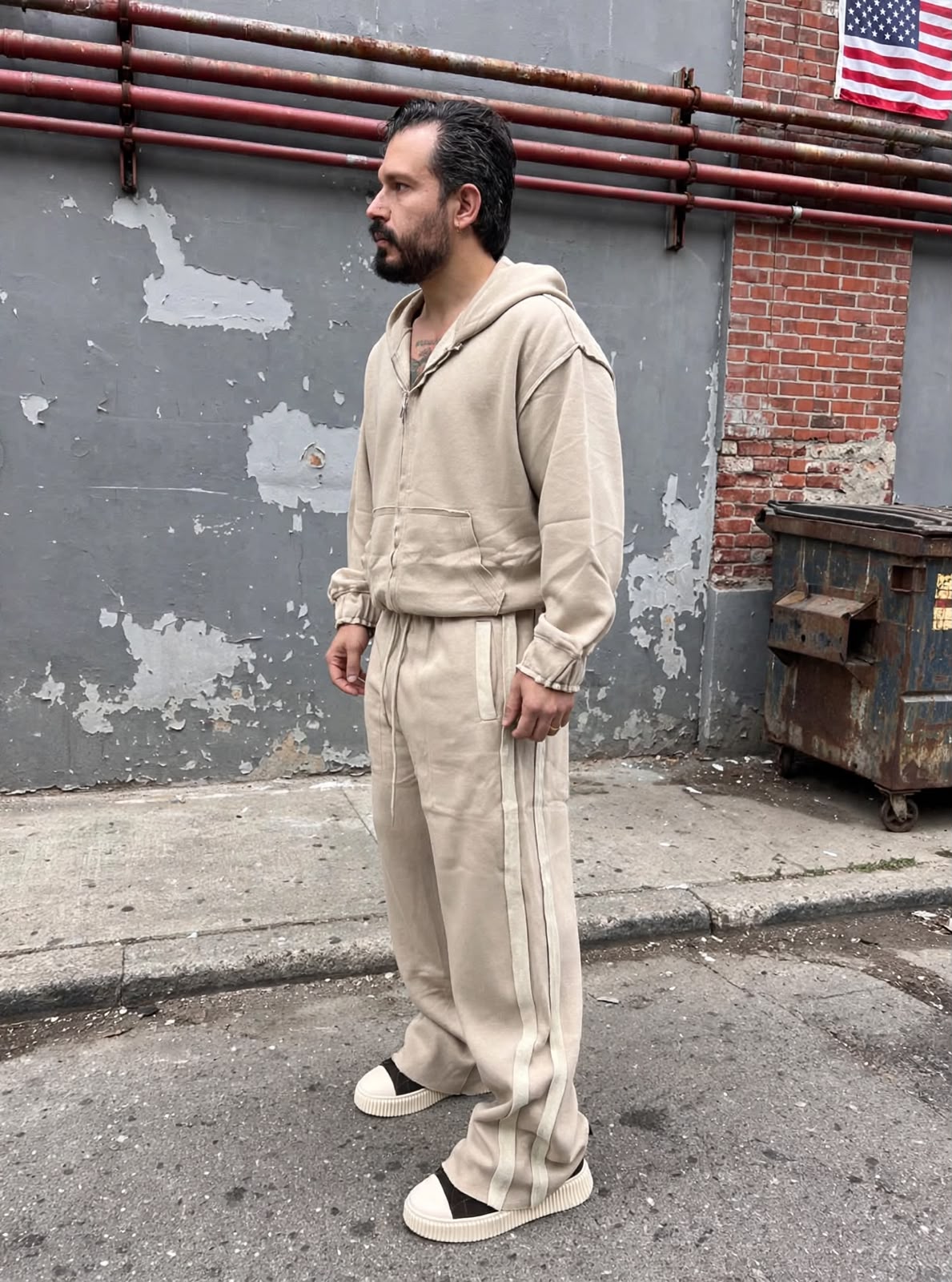 TRACKSUIT RIOT BEIGE